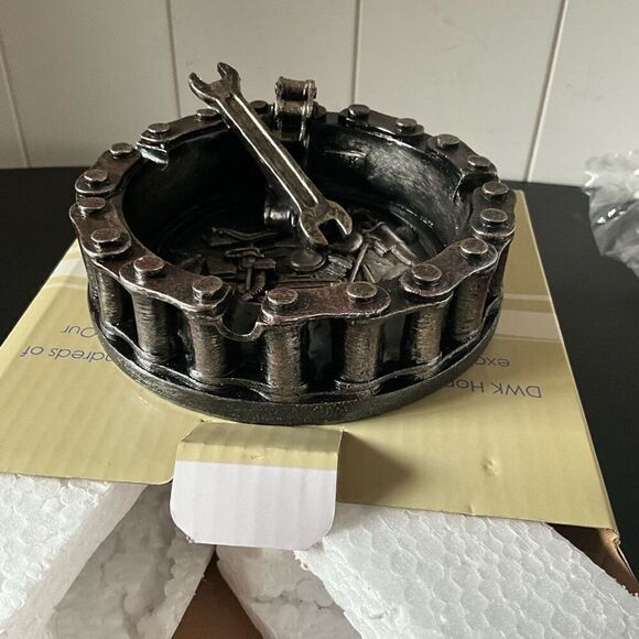 Brand New DWK Motörhead Motorcycle Ashtray Collectible Bikers Mechanics - Picture 8 of 9